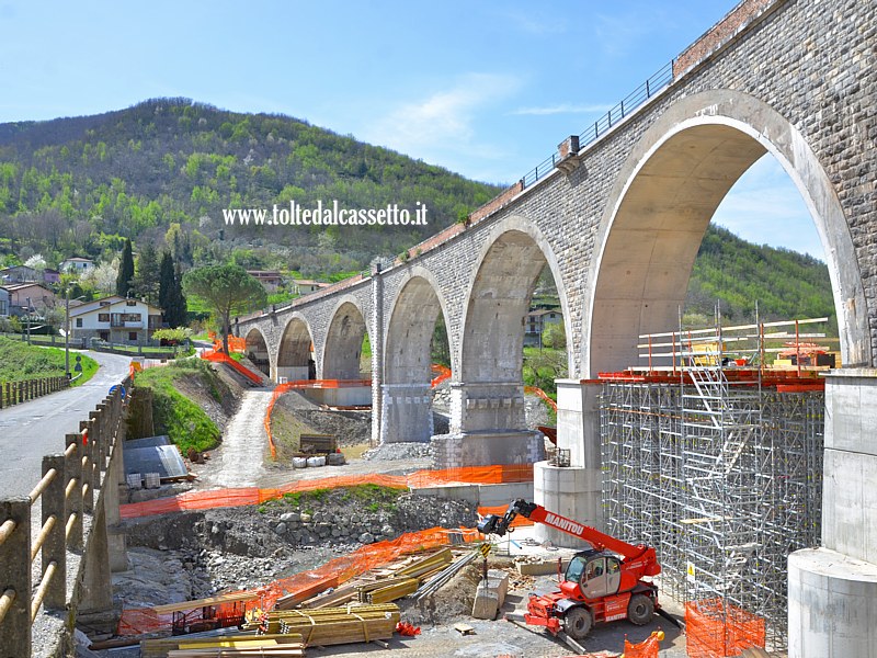 FERROVIA AULLA-LUCCA (07 Aprile 2024) - Lavori di consolidamento del ponte sul Tassonaro a Pieve San Lorenzo