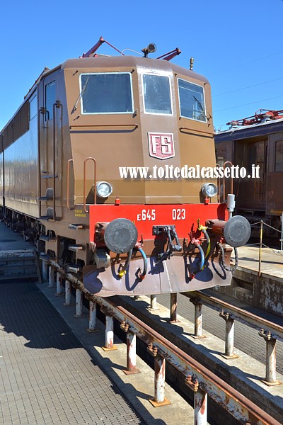 FONDAZIONE FS ITALIANE - Locomotiva elettrica E.645-023