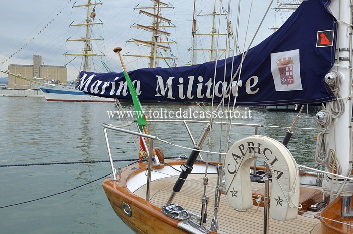 LA SPEZIA (Festa della Marineria 2013) - La poppa del Capricia, veliero appartenuto alla famiglia Agnelli, ora in forza alla Marina Militare Italiana