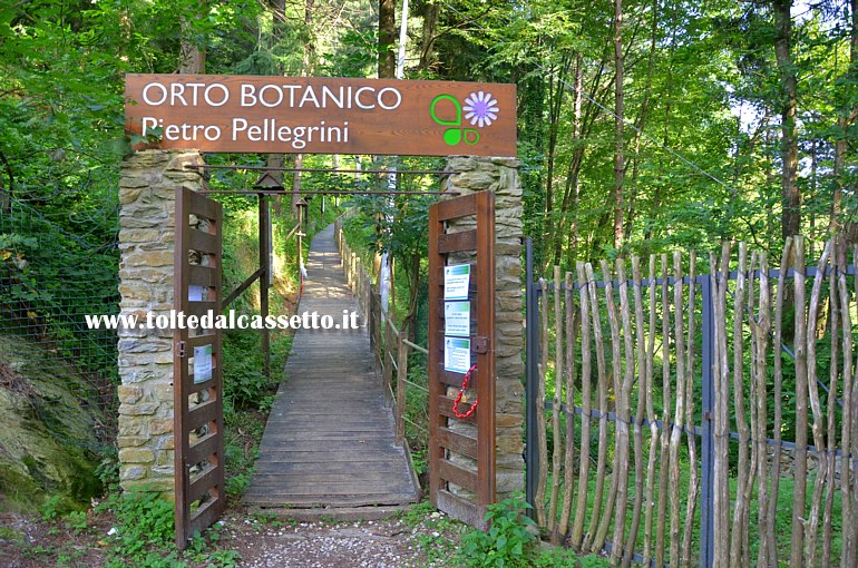ALPI APUANE (Pian della Fioba) - Entrata e sentiero dell'Orto Botanico "Pietro Pellegrini"