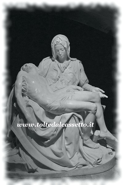 TORANO (Notte e Giorno 2018) - Riproduzione della Piet realizzata dallo Studio d'Arte Cave Michelangelo