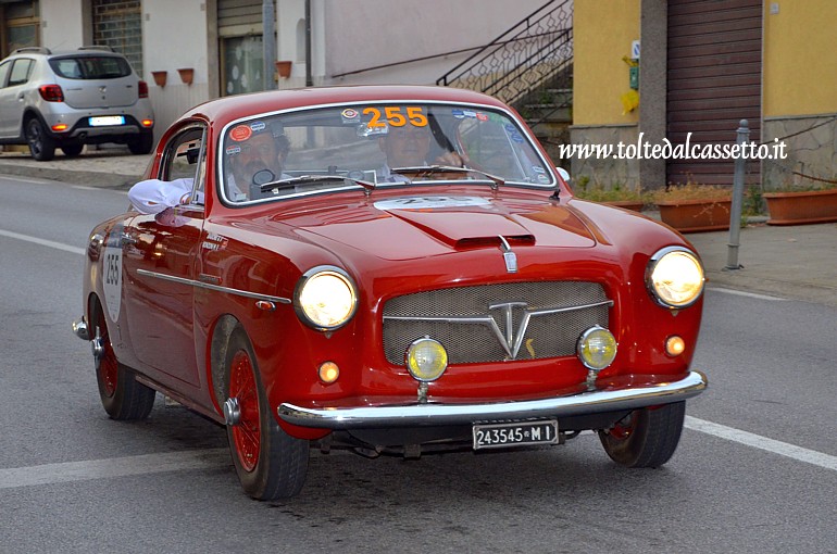 MILLE MIGLIA 2021 - Fiat 1100 / 103 TV Coup Pininfarina anno 1954 (Equipaggio: Mario Ronzoni e Giuseppe Barone - Numero di gara: 255)
