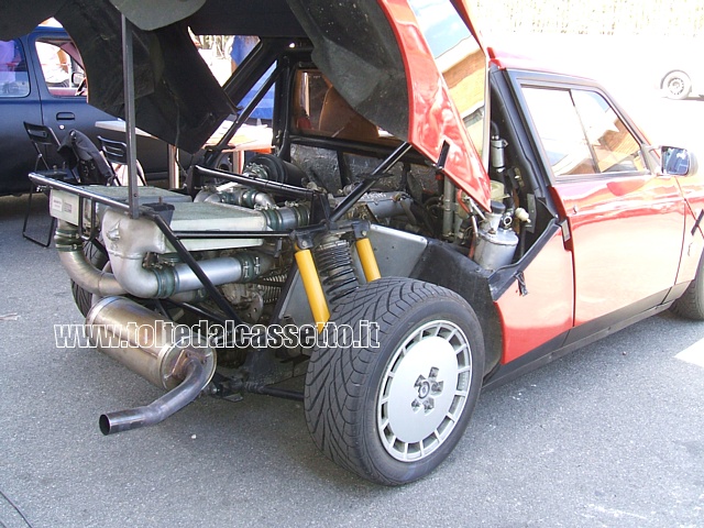TUNING - Vano motore di una Lancia Delta Abarth S4