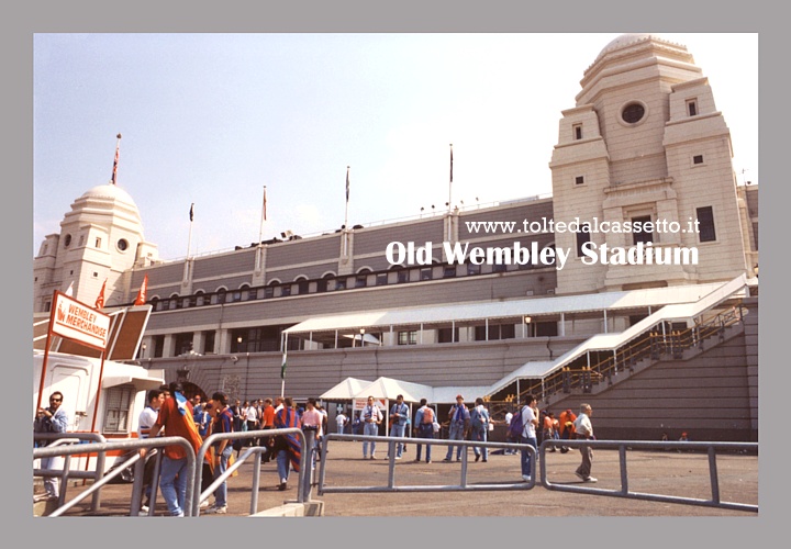 LONDRA - Il vecchio stadio di Wembley